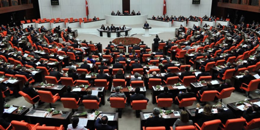 OHAL tezkeresi Meclis'ten geçti!