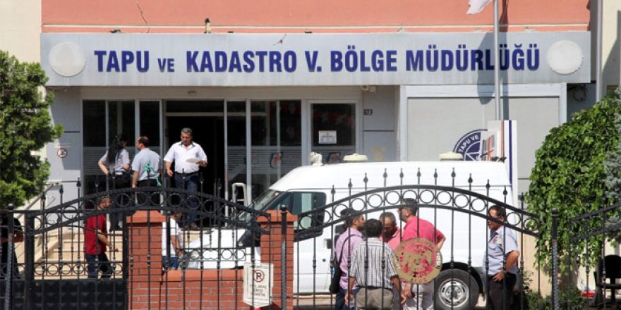 Tapu ve kadastro binasında bomba
