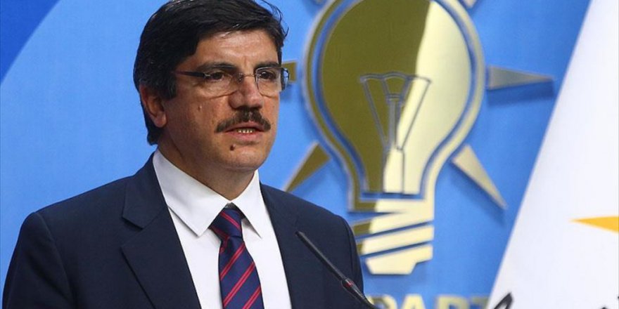 Yasin Aktay'dan Flaş Açıklama! Halk demokrasiyi hak ettiğini ele güne gösterdi
