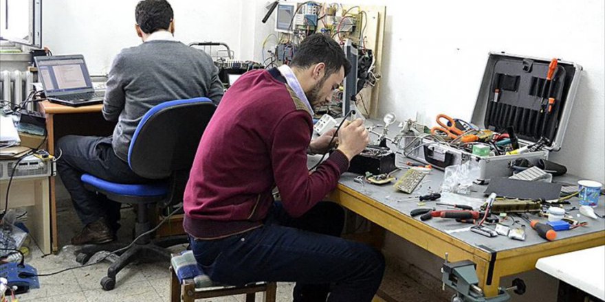 Karabük Üniversitesi Robot Kulübü Robot 'Avcı' ile 'Başpehlivanlığı' kaptırmadılar