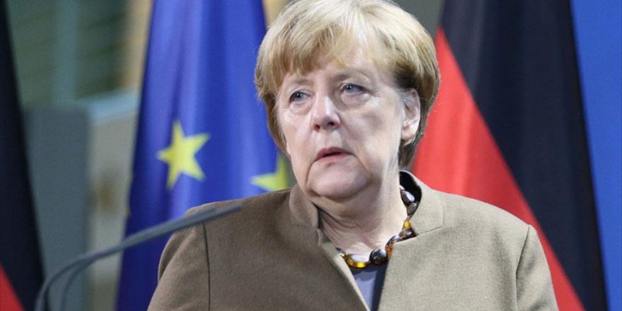 Almanya Başbakanı Merkel'den İstanbul AÇIKLAMASI