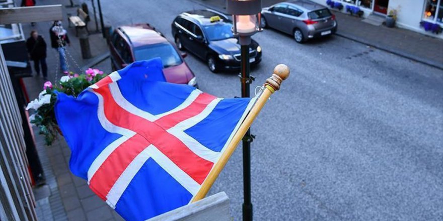 İzlanda'da Yeni Hükümet Kuruldu