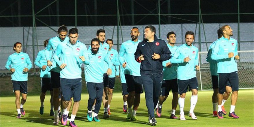 A Milli Futbol Takımı, Moldova maçı hazırlıkları sürüyor