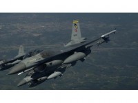 F-16'lar 8 Teröristi Etkisiz Hale Getirdi