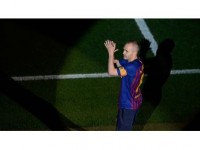 Iniesta, Japonya'ya Gidiyor