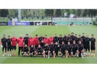 A Milli Futbol Takımı, Hazırlıklarını Sürdürdü