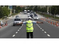 Başkentte Yarın Bazı Yollar Trafiğe Kapatılacak