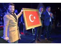 Gemlik’te Mustafa Ceceli Rüzgârı